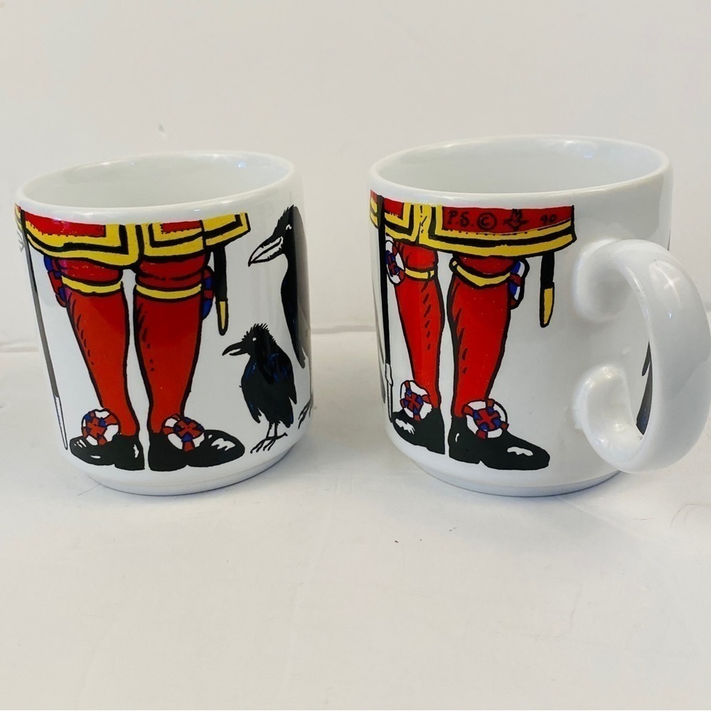Tower of London mugs set of 2 yeoman wardens beefeaters ravens 8 ounces England - Picture 4 of 7